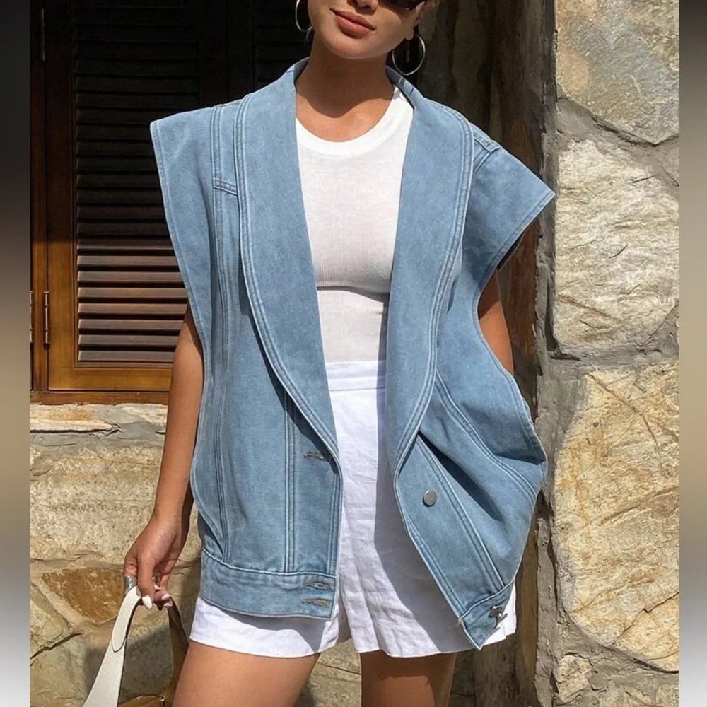 Sleeveless Light Blue Denim Vest Jacket - Picture 4 of 6